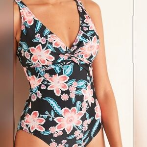 Women's One-Piece Floral Swimsuit